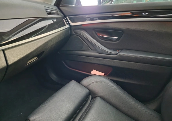 BMW Seria 5 cena 46990 przebieg: 249800, rok produkcji 2011 z Częstochowa małe 254